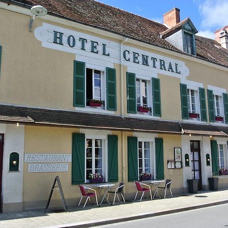 Hotel Le Central Boussac  Exteriér fotografie