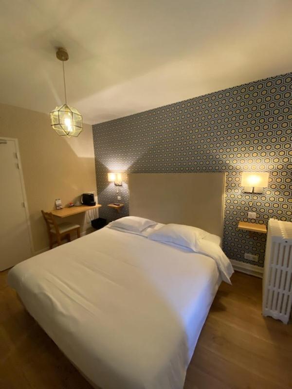 Hotel Le Central Boussac  Exteriér fotografie