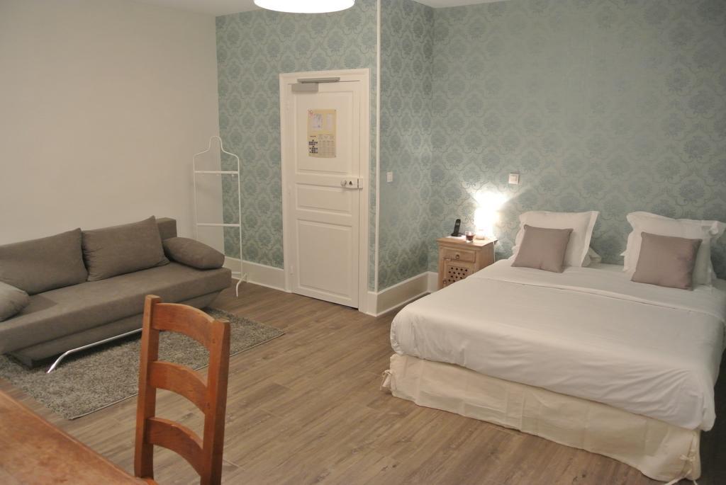 Hotel Le Central Boussac  Pokoj fotografie