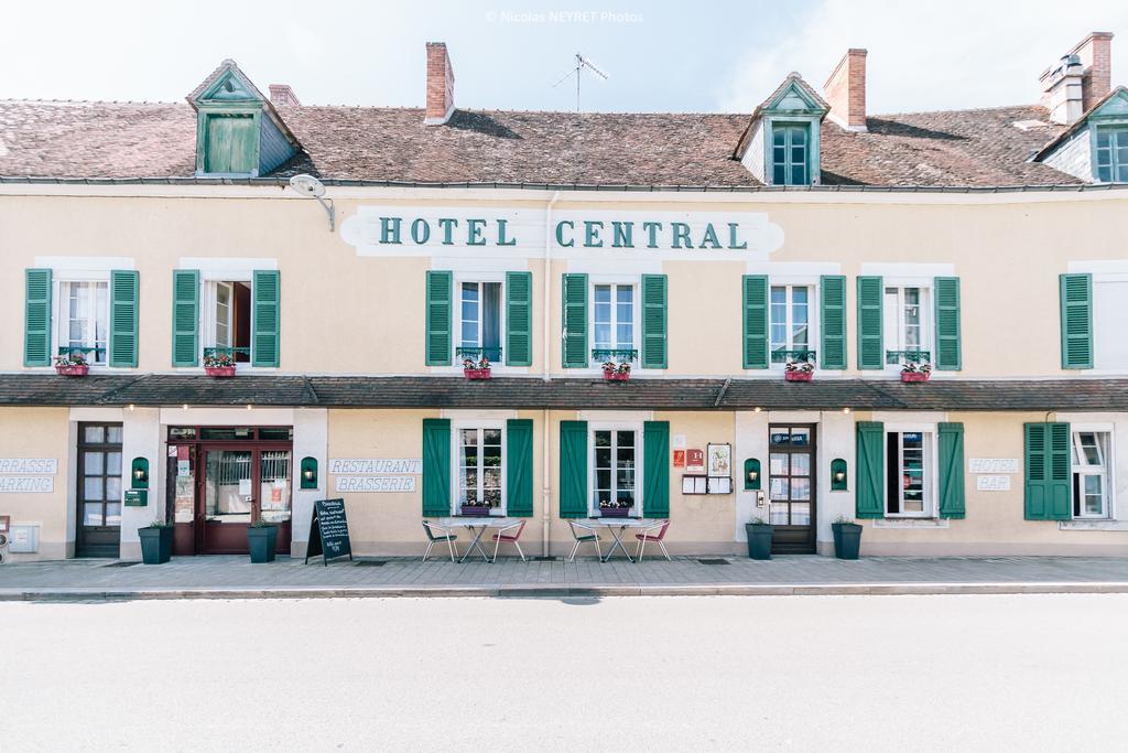 Hotel Le Central Boussac  Exteriér fotografie