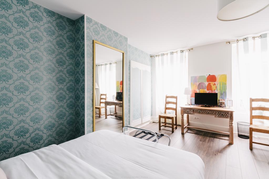 Hotel Le Central Boussac  Exteriér fotografie